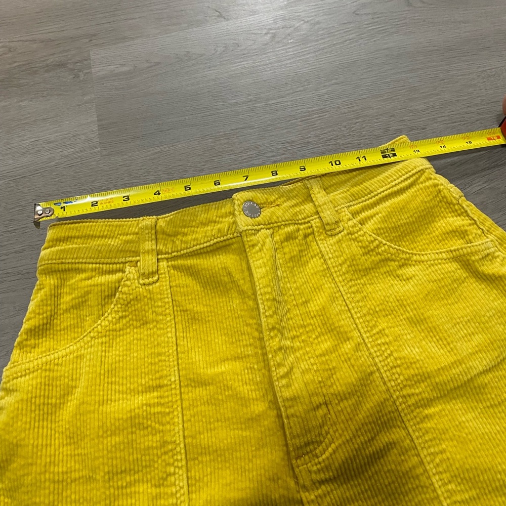 Rolla’s Dusters Cord Shorts 26 Yellow Gold Retro 70s High Rise Mustard Boho - Picture 7 of 9